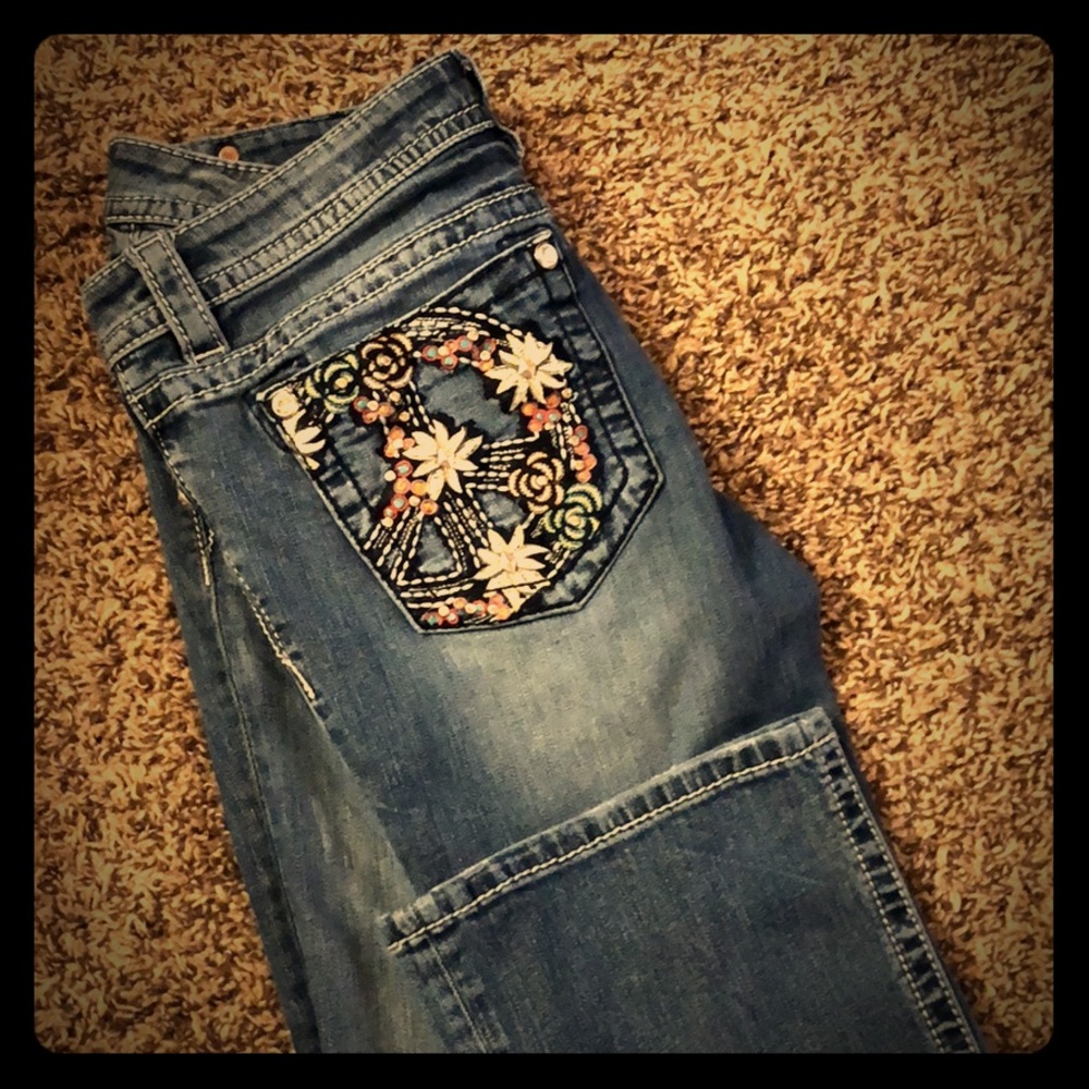 Miss me jeans peace sign size 29 great cond ins 34